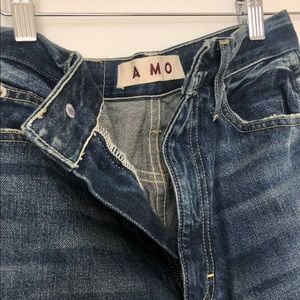 AMO wideleg Jean